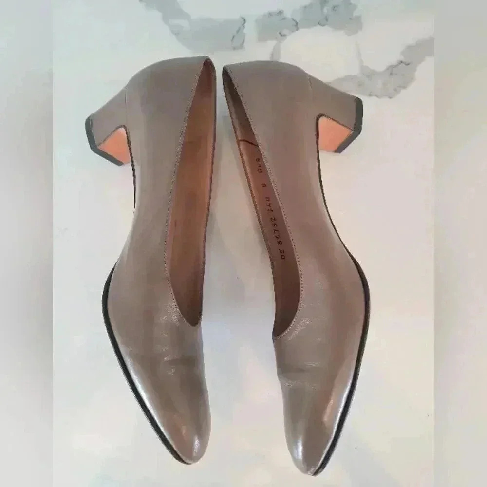 Salvatore Ferragamo brown heels - Picture 6 of 9